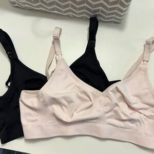 2 Bravado Size M Black and Pink Nursing Bras